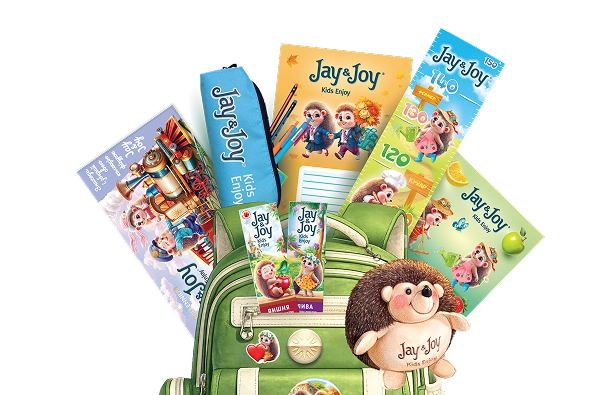 Продукція Jay&Joy — рюкзак із солодощами та канцелярією